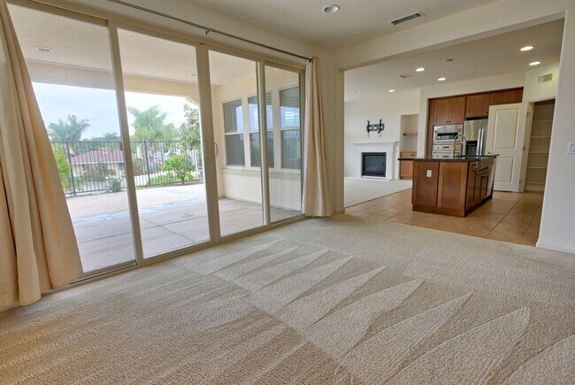 Foto del edificio - Modern Home with Ocean Views, Available Now!!