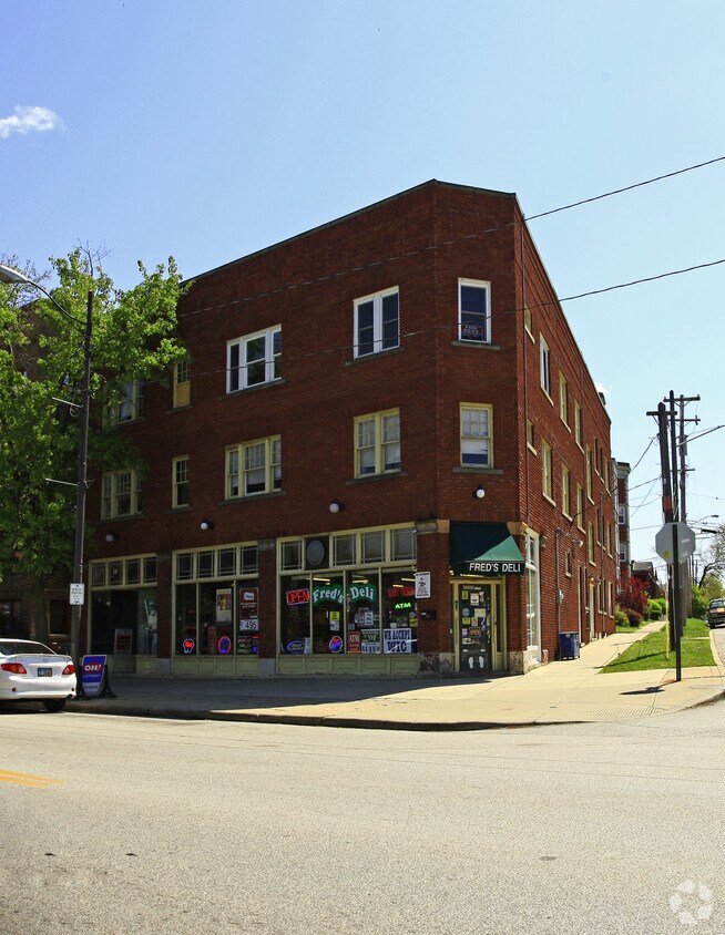 Foto principal - 11115-11119 Detroit Ave