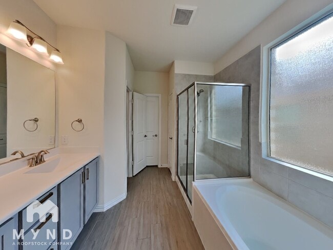 Building Photo - 14880 Gilley Ln