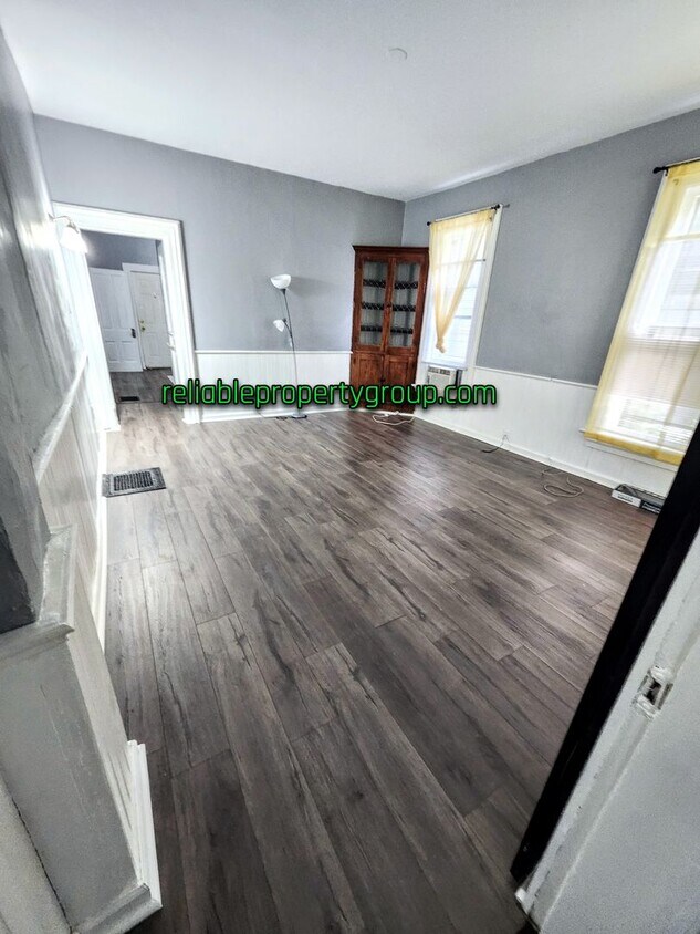 Foto del edificio - 1240 W Washington Blvd