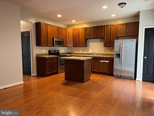 Building Photo - 53 Compound Cir