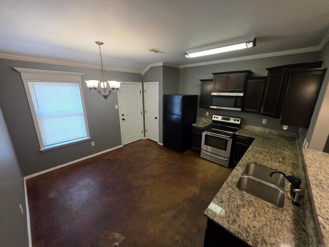 Foto del edificio - 3209 Miracle Heights Ct