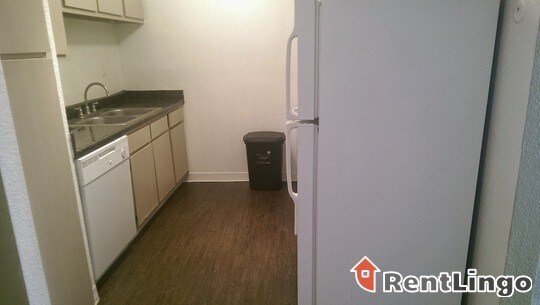 Foto del edificio - 7315 Brompton St