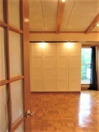 Foto del edificio - 20 Broadlawn Dr