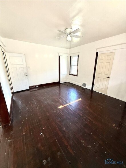 Primary Photo - 1316 Goodale Ave