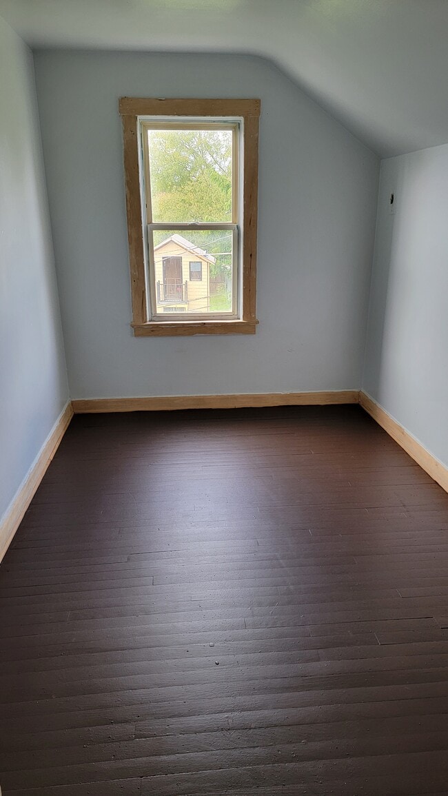 Bedroom #1 - 605 W Main St