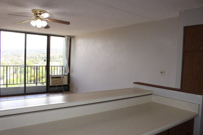 Building Photo - 98-402-402 Koauka Loop