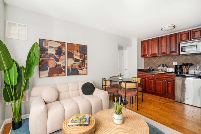 Foto del edificio - 234 W 73rd St