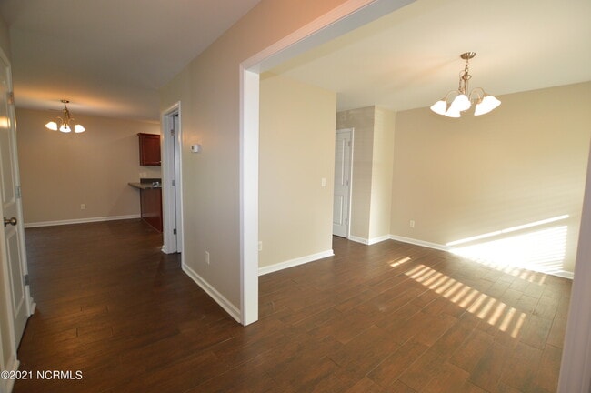 Building Photo - 113 Cornel Ln