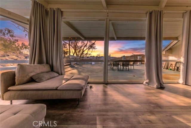 Foto del edificio - 16822 Glenfall Ave