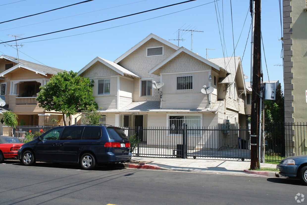Foto principal - 2821 San Marino St