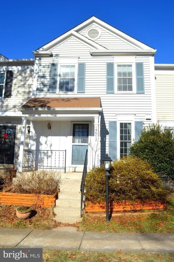 14672 Basingstoke Loop, Centreville, VA 20120 Townhome Rentals in