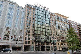 Building Photo - 1133 14th St NW
