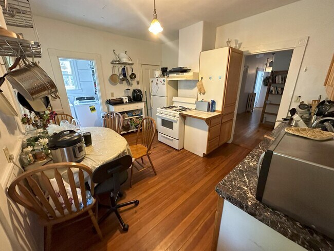 Foto del edificio - 285 Chestnut Ave