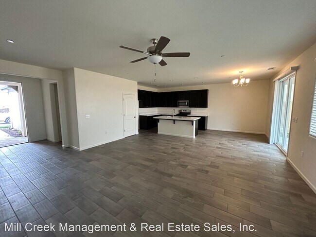 Foto del edificio - 4 br, 2 bath House - 3467 Lennox