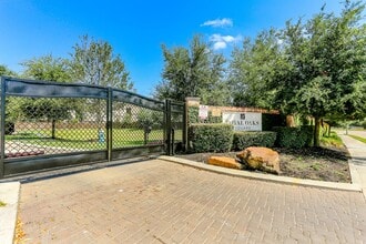 Building Photo - 11918 Stirling Row Ln