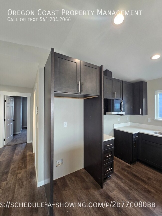 Foto del edificio - 140 Reeder St