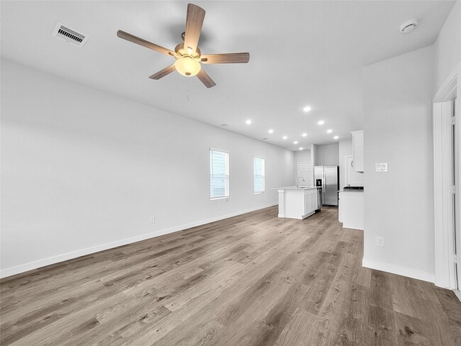 Building Photo - 11622 Prosperity Dr
