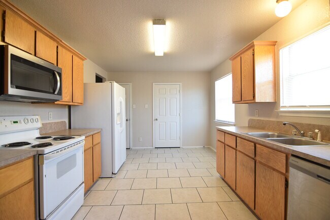 Building Photo - 3908 Joshua Taylor Dr