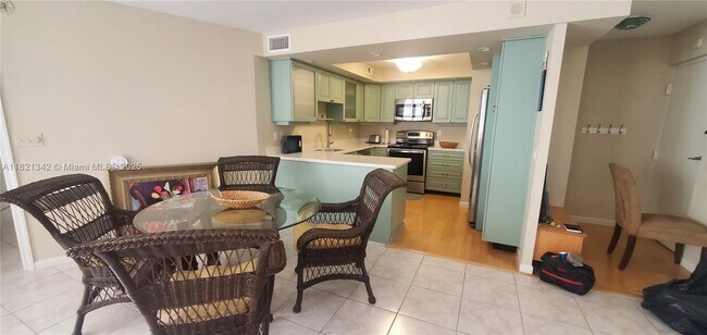 Foto del edificio - 2800 N Ocean Dr
