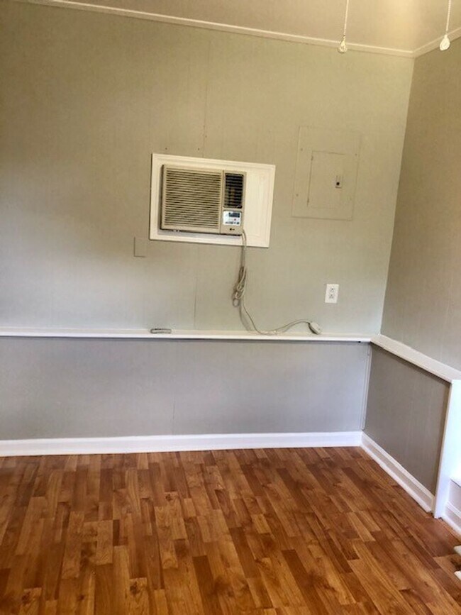 Foto del edificio - Move in Ready! Move-in Special of $250 off...