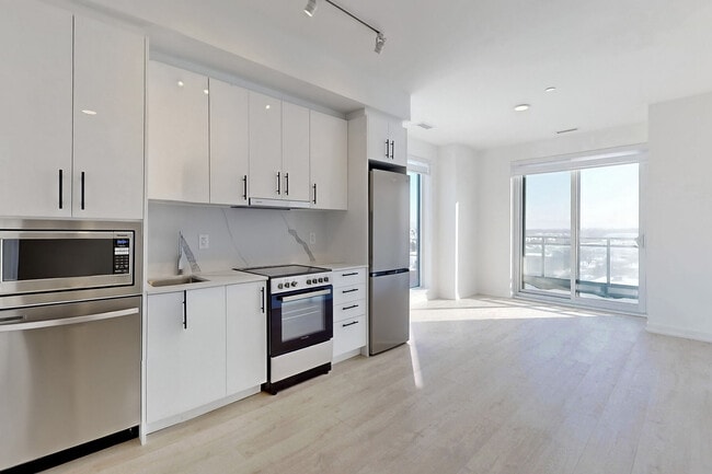 Photo du bâtiment - 9751 Markham Rd