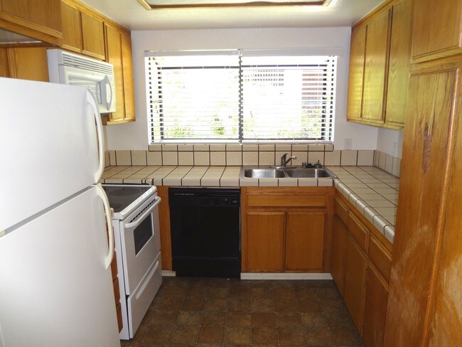 Foto del edificio - 1738 Hornblend St