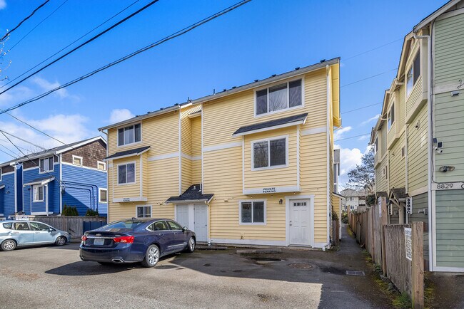 Foto del edificio - 8823 Delridge Way SW