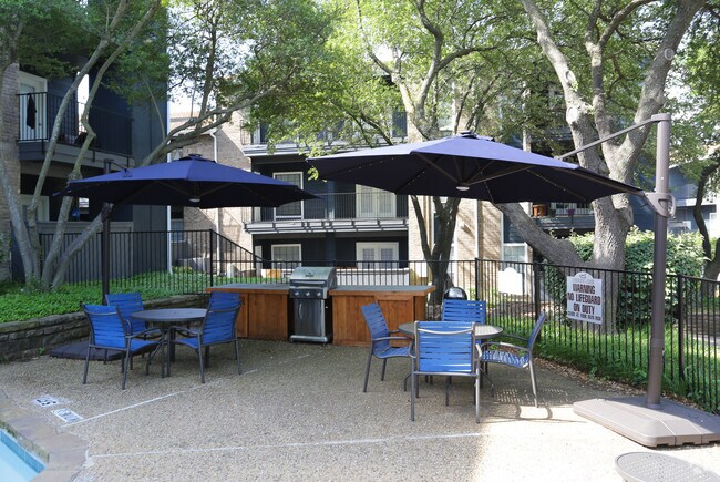 Foto del edificio - Oakwood Creek