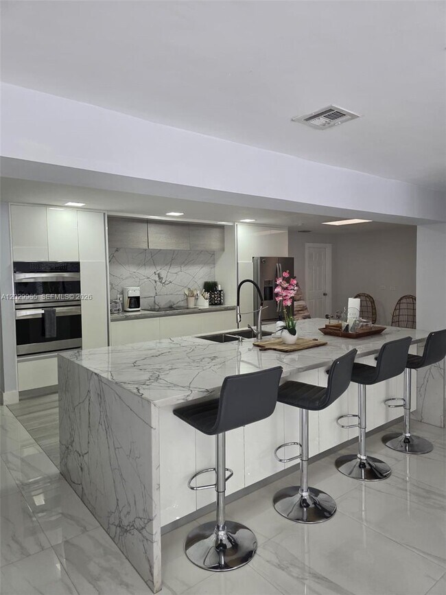 Foto del edificio - 12910 SW 148th Street Rd