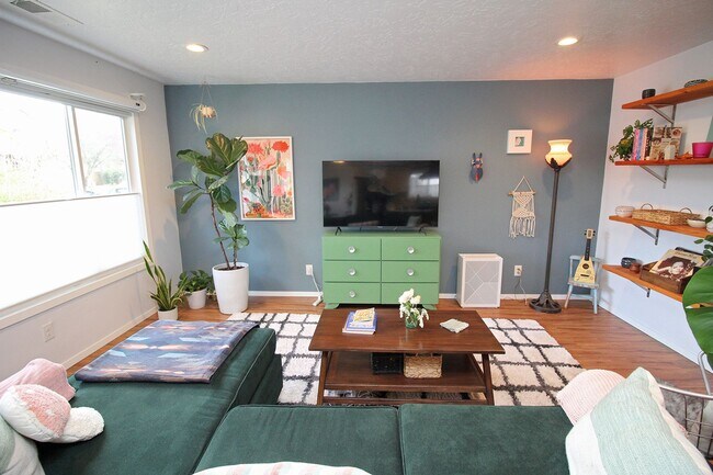 Foto del edificio - 205 NE 79th Ave