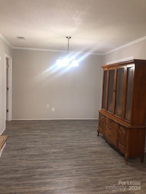 Building Photo - 5806 Hillcrest Cir