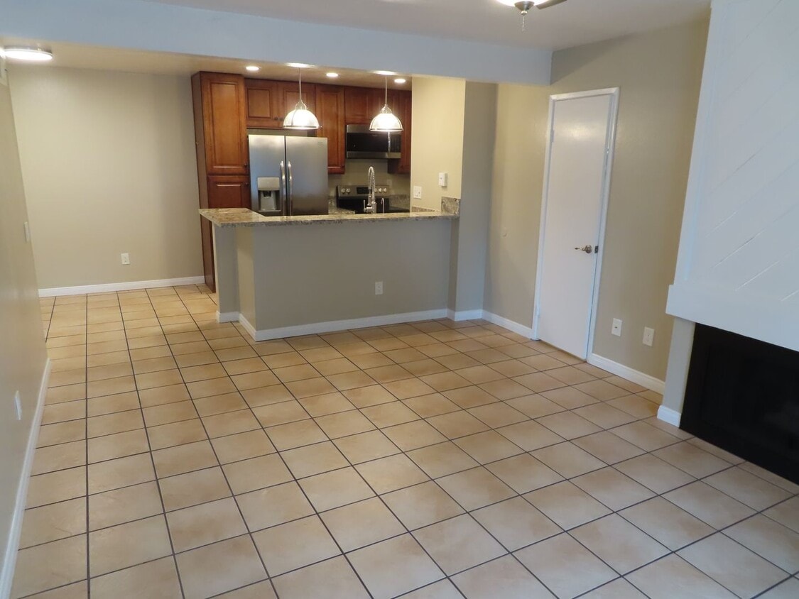 Primary Photo - Renovated Two Bedroom Condo in Serra Mesa