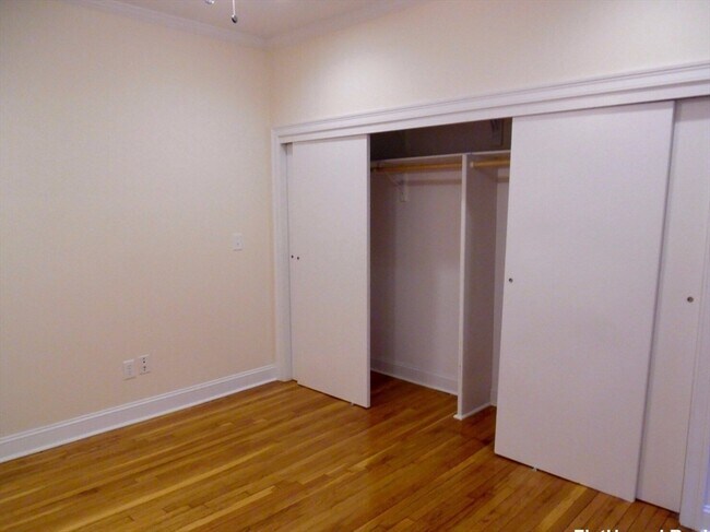 Foto del edificio - 25 Queensberry St
