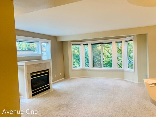 Building Photo - 2 br, 2 bath House - 1629 Queen Anne Ave N...