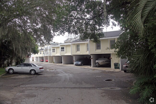 Foto del edificio - Halcyon Apartments