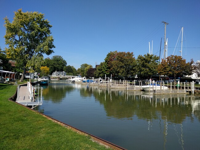 Rocky River Basin near CYC - 301 Riverdale Dr