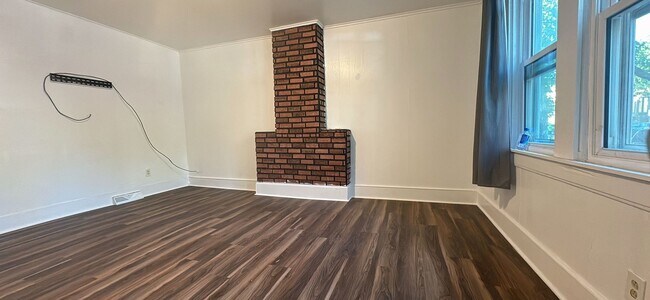 Building Photo - 3136 S Wallace St