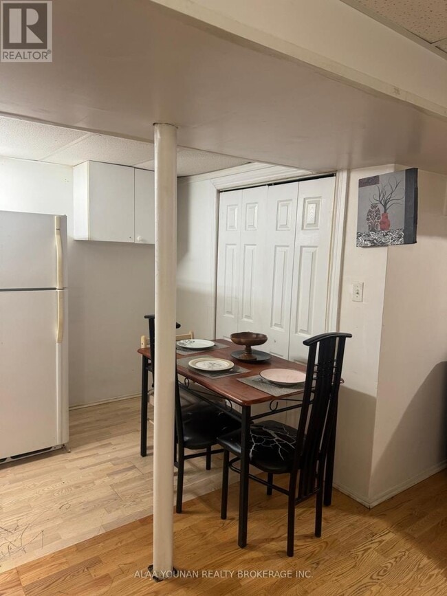 Building Photo - 62 Weather Vane Ln