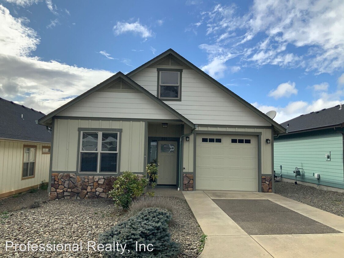 521 Wildcat Canyon Rd, Sutherlin, OR 97479 House Rental in Sutherlin, OR