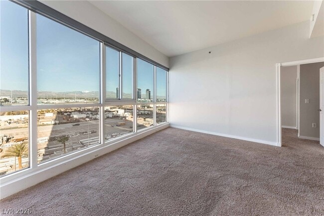 Building Photo - 4575 Dean Martin Dr