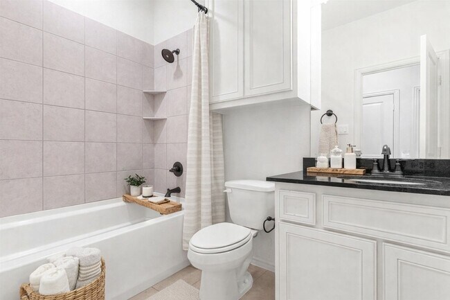 Foto del edificio - 2634 Dodson St