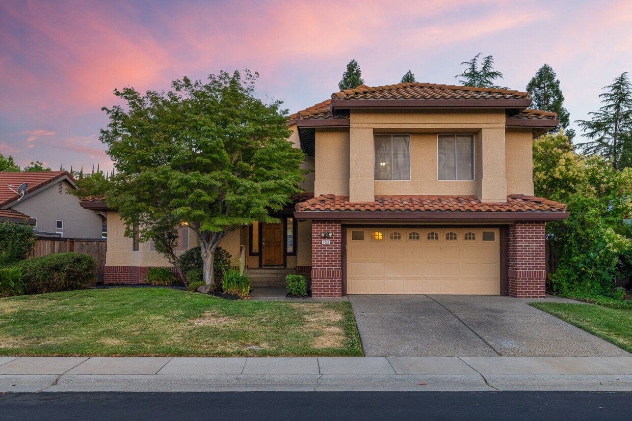 Primary Photo - 1451 Lorimer Way