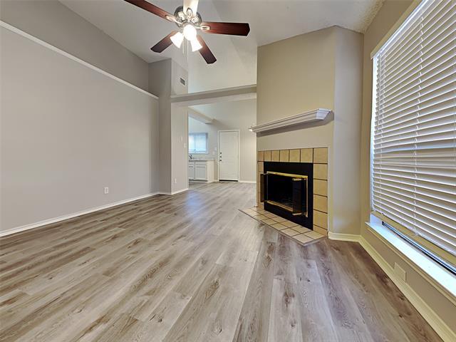 Building Photo - 906 Sylvan Creek Dr