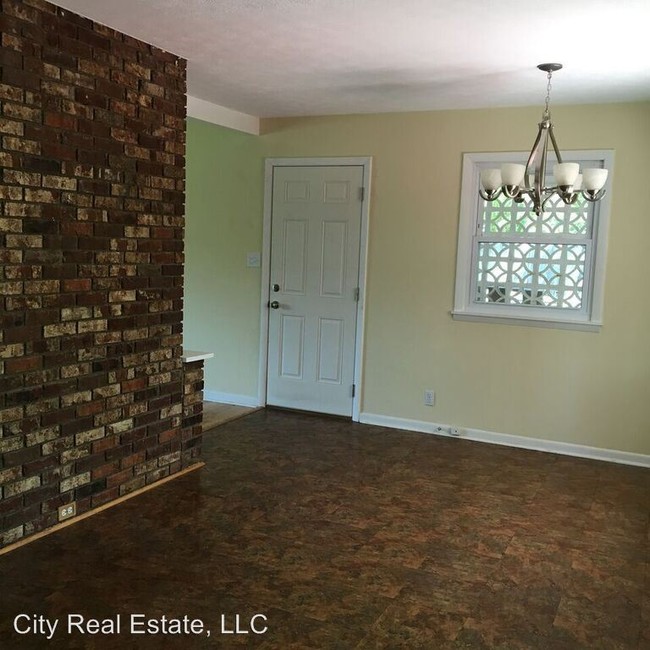 Building Photo - 3 br, 1.5 bath House - 69 Round Top Road