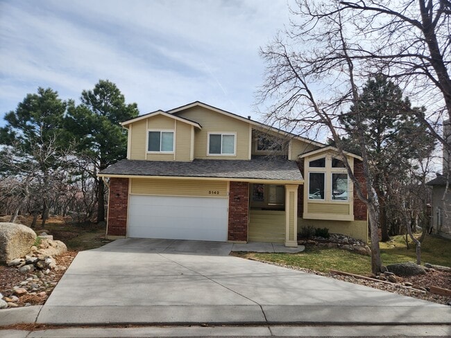 Building Photo - 5142 Broadmoor Bluffs Dr
