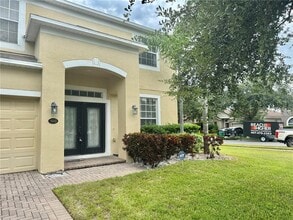Building Photo - 1000 Araminta St