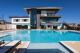 Building Photo - Monrovia Hill