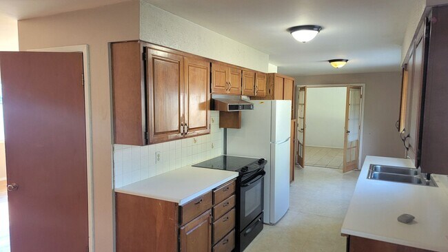 Foto del edificio - 3 Bedroom 2.5 Bath Home In Indian Trail