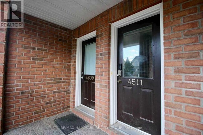 Photo du bâtiment - 4511 Harper Ave